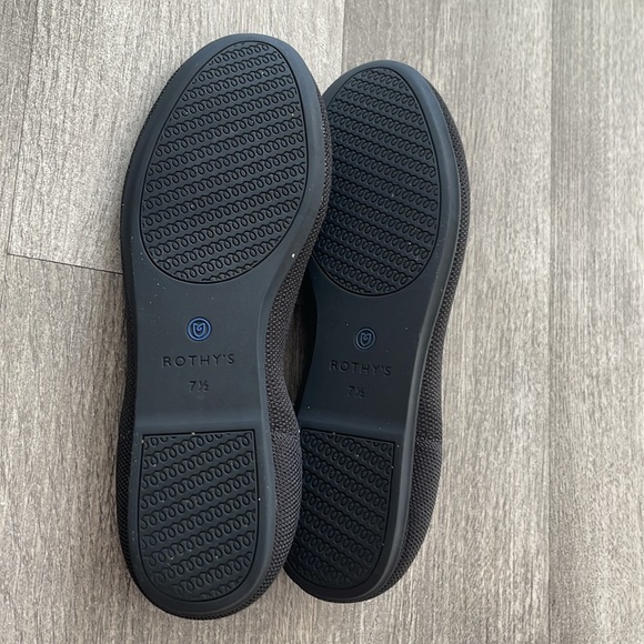 Black Rothy’s The Flat - Picture 2 of 3